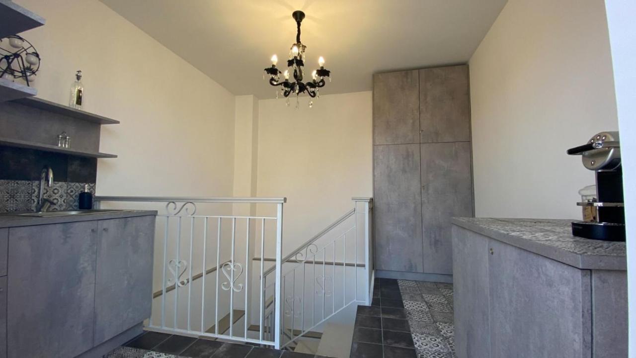 מלון אסראלה Palazzo Frami מראה חיצוני תמונה